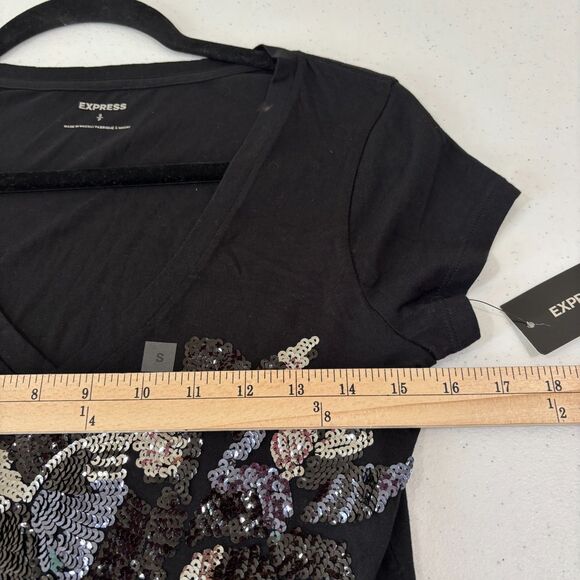 Express NWT Sequined Floral V-neck T-shirt Women S Rockability Y2K Fairy Goth - Picture 6 of 7